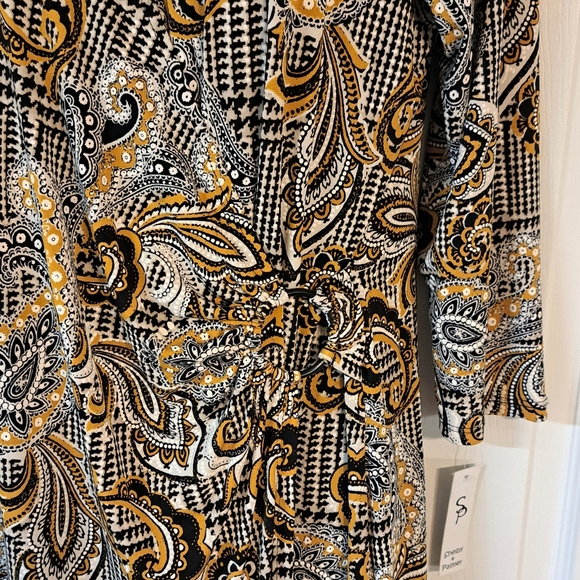 Shelby & Palmer Faux Wrap Pullover Dress - Picture 4 of 10